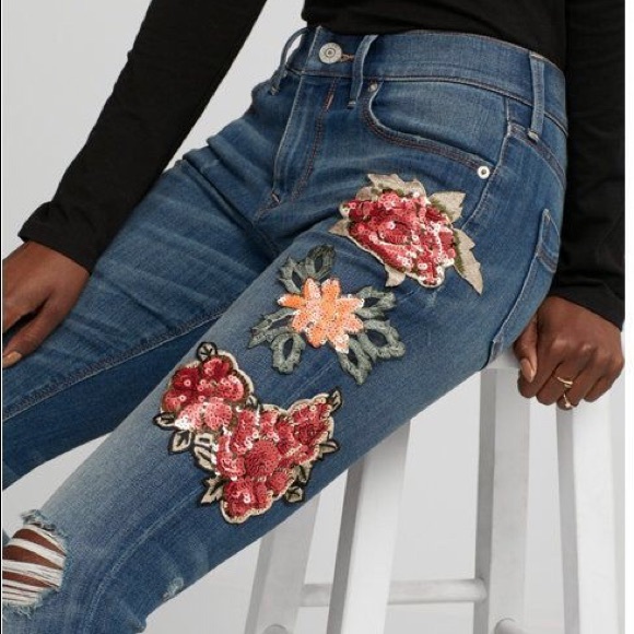 Express Denim - 🚨Sold💕MidRise Sequin Embroidered Jean Leggings💕